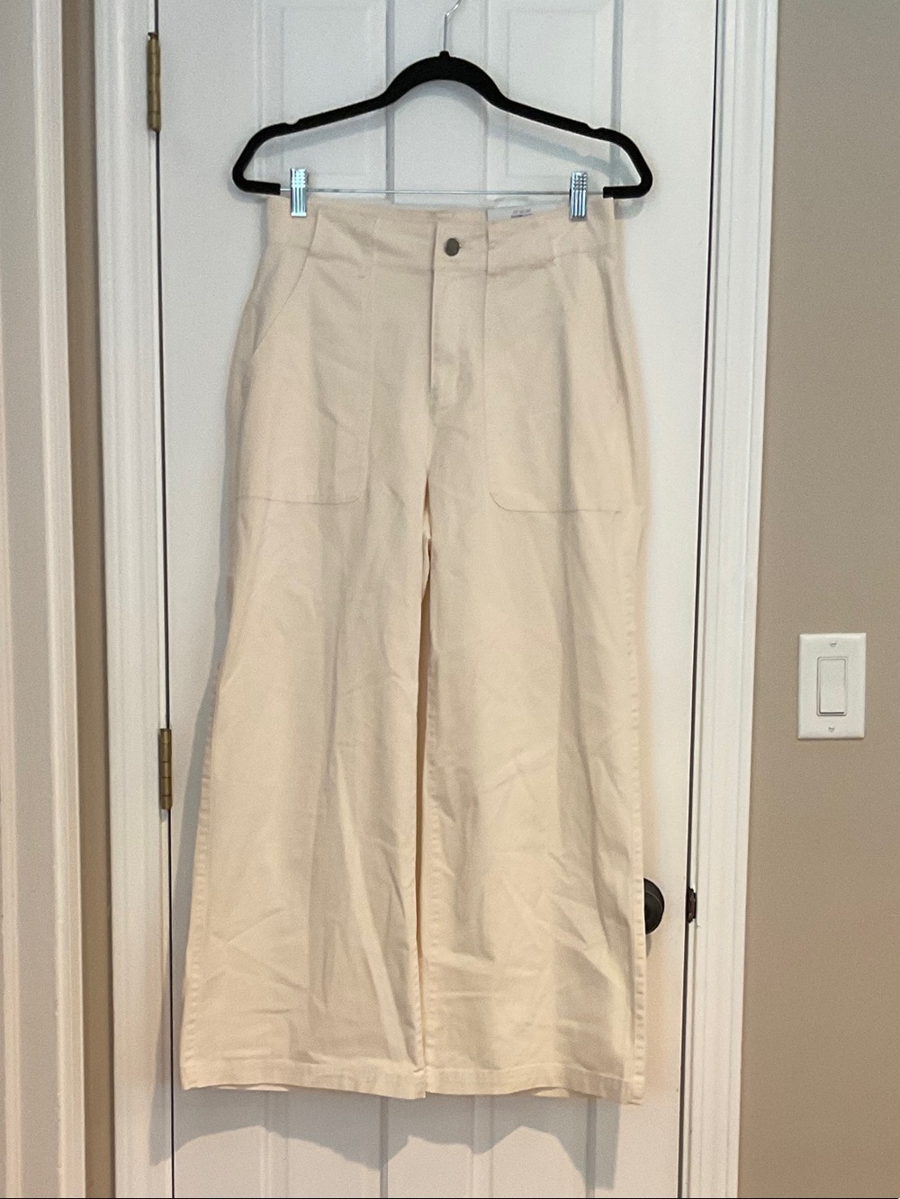 Wide Leg Women's Pants in Cream - Classic High-Waist Style